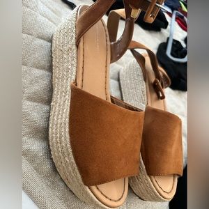 American eagle wedge/strappy flats brown